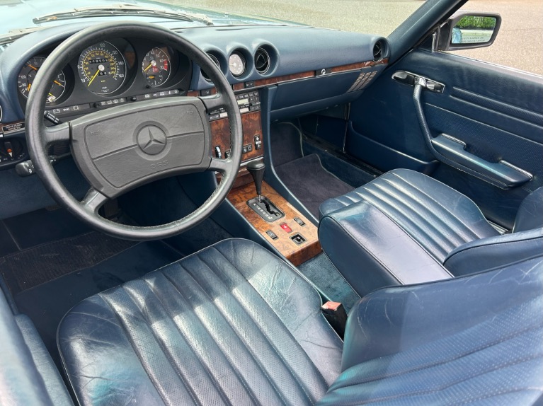 Used-1988-Mercedes-Benz-560-SL-R107