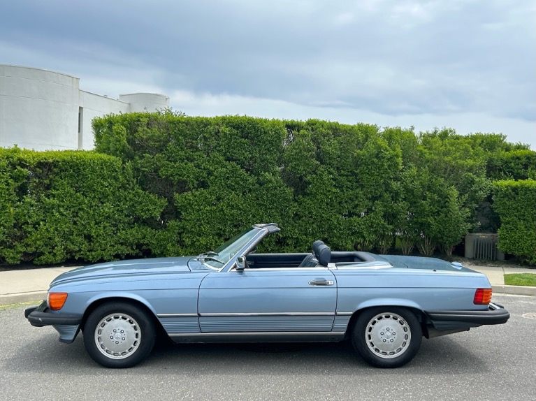 Used-1988-Mercedes-Benz-560-SL-R107