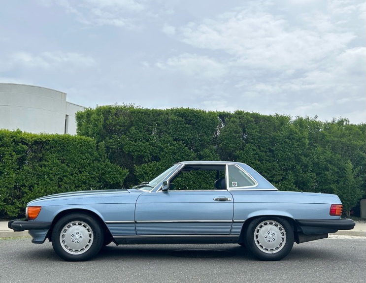 Used-1988-Mercedes-Benz-560-SL-R107