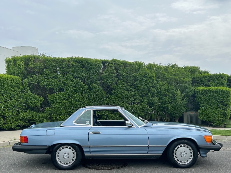 Used-1988-Mercedes-Benz-560-SL-R107