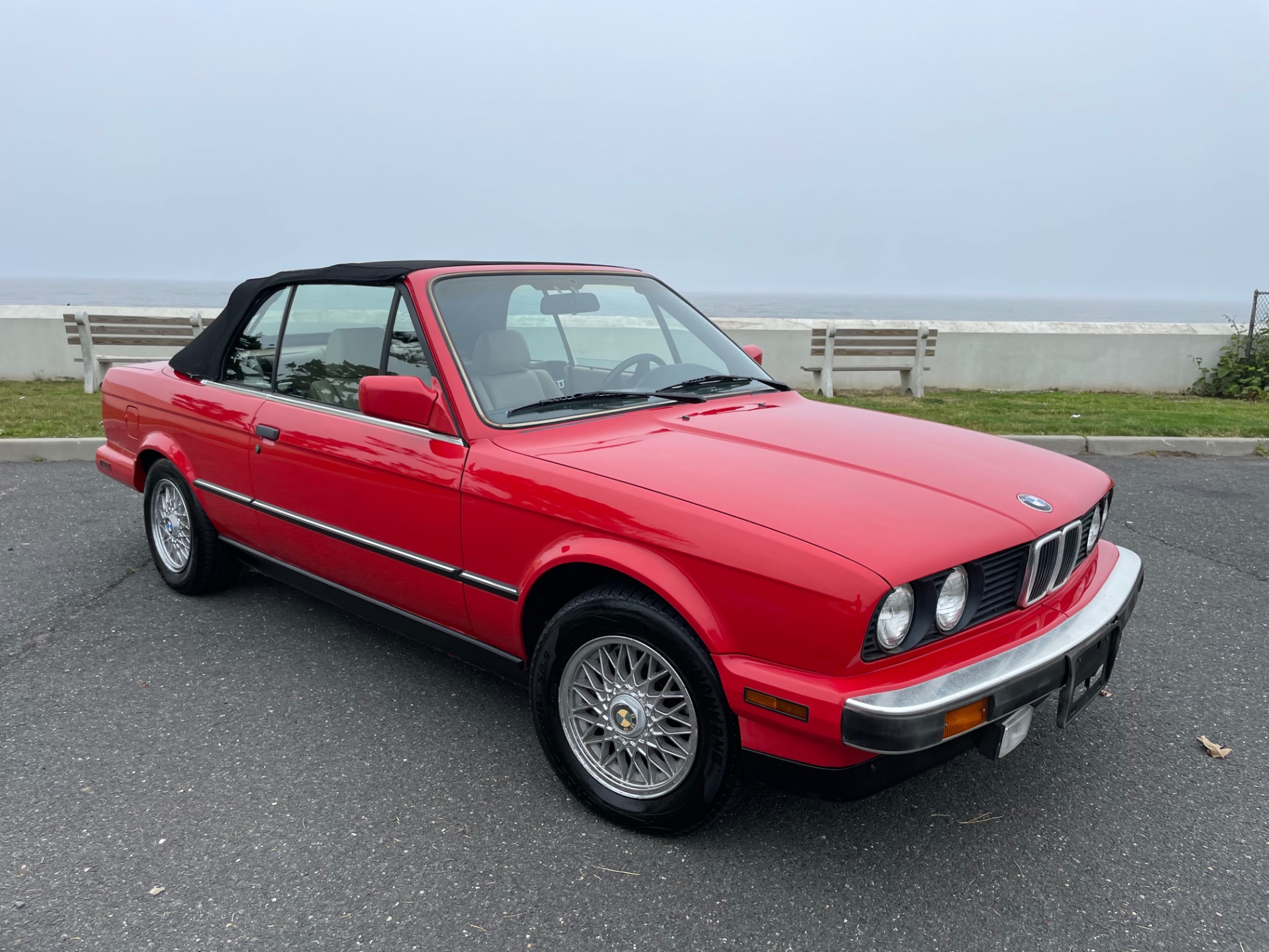 Used-1990-BMW-325i-Convertible-E30