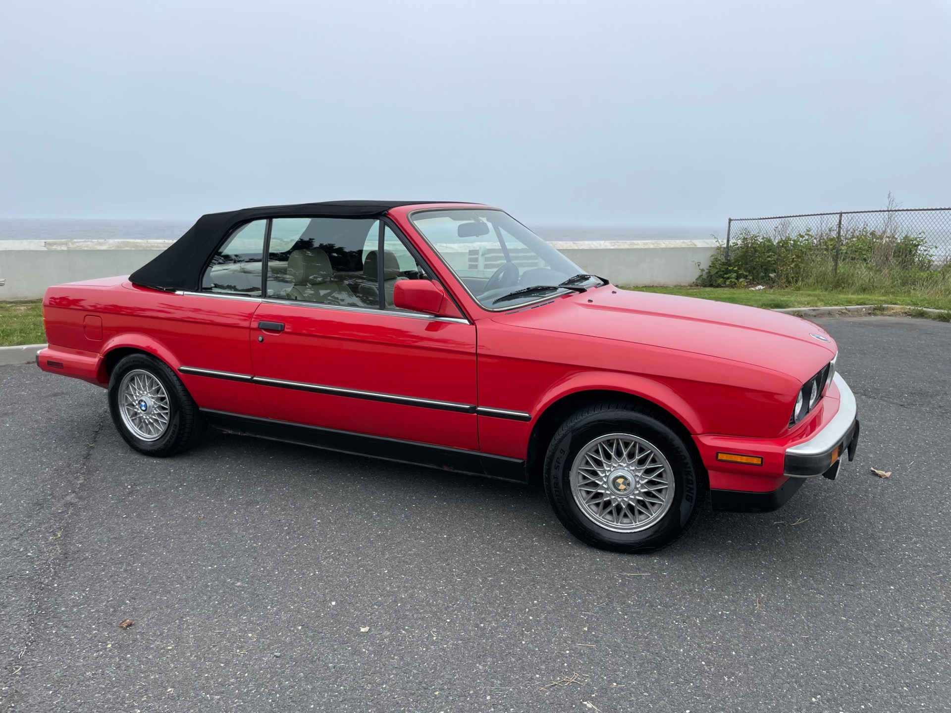 Used-1990-BMW-325i-Convertible-E30