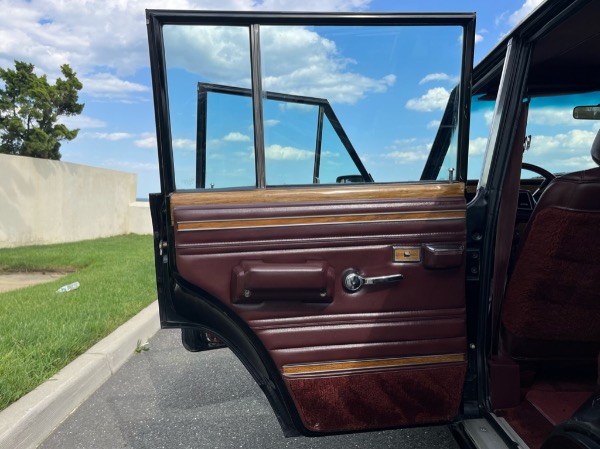 Used-1987-Jeep-Grand-Wagoneer