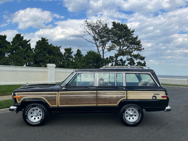 Used-1987-Jeep-Grand-Wagoneer