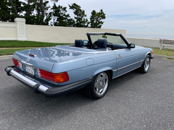 Used-1988-Mercedes-Benz-560-SL-R107