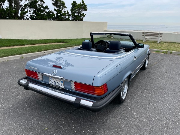 Used-1988-Mercedes-Benz-560-SL-R107