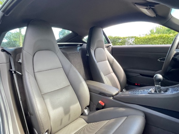 Used-2017-Porsche-718-Cayman