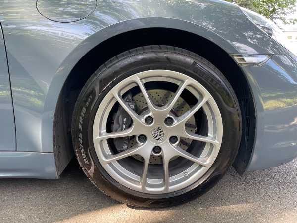 Used-2017-Porsche-718-Cayman