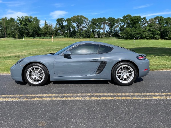 Used-2017-Porsche-718-Cayman