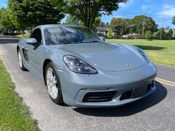 Used-2017-Porsche-718-Cayman