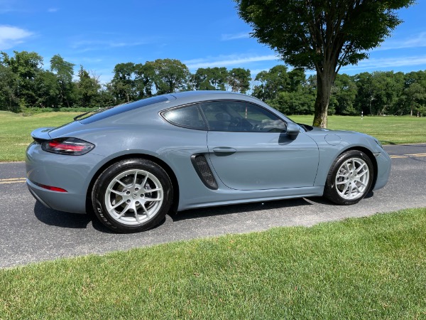 Used-2017-Porsche-718-Cayman