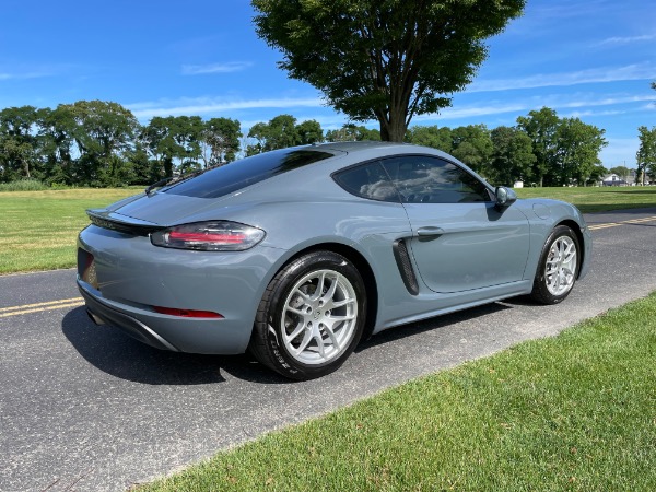 Used-2017-Porsche-718-Cayman