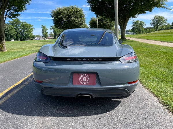 Used-2017-Porsche-718-Cayman