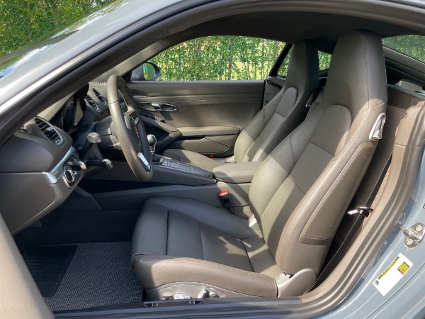 Used-2017-Porsche-718-Cayman