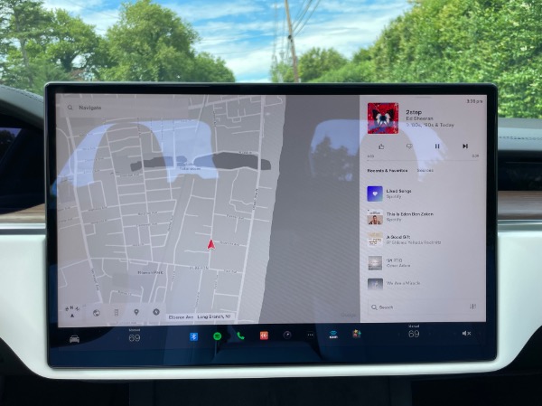 Used-2022-Tesla-Model-X