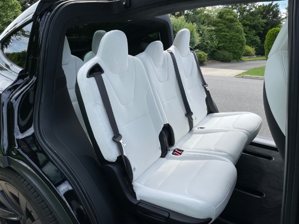 Used-2022-Tesla-Model-X