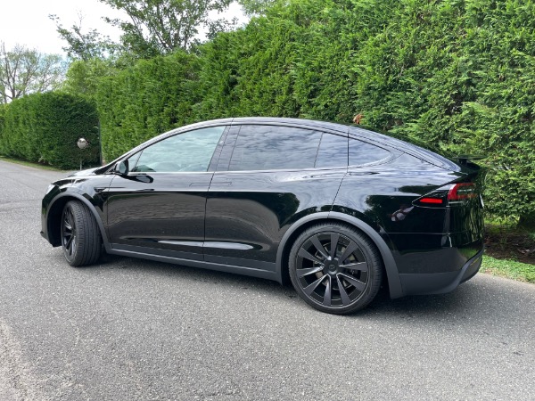 Used-2022-Tesla-Model-X