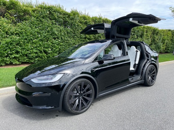 Used-2022-Tesla-Model-X