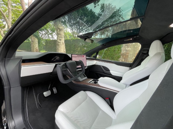 Used-2022-Tesla-Model-X