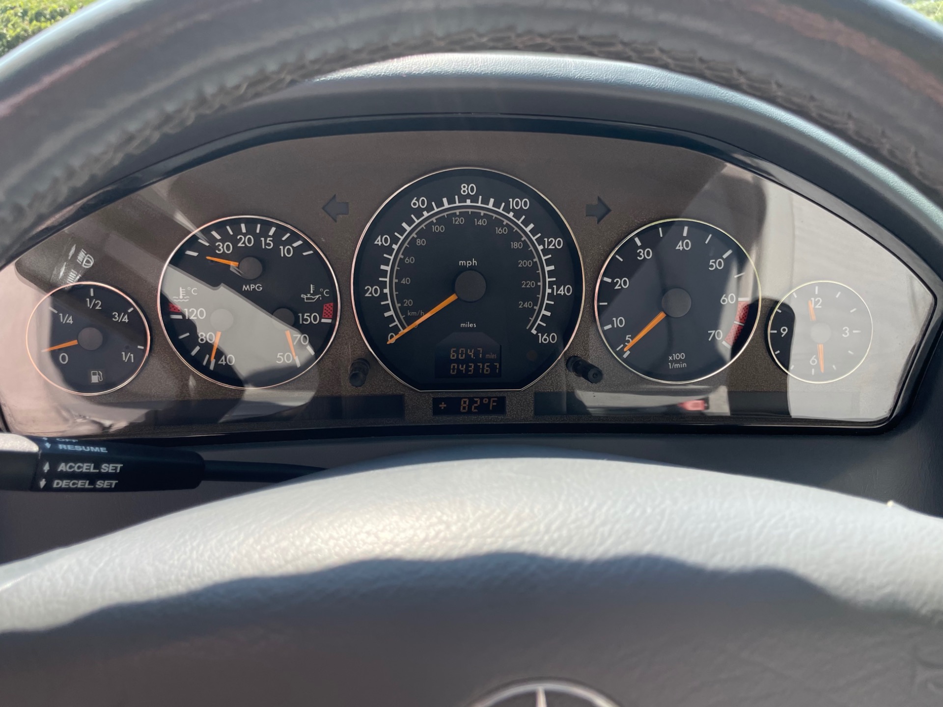 Used-1999-Mercedes-Benz-SL-500-