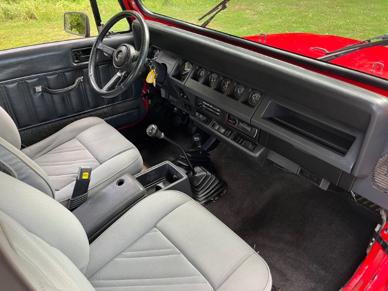 Used-1991-Jeep-Wrangler-Renegade-YJ