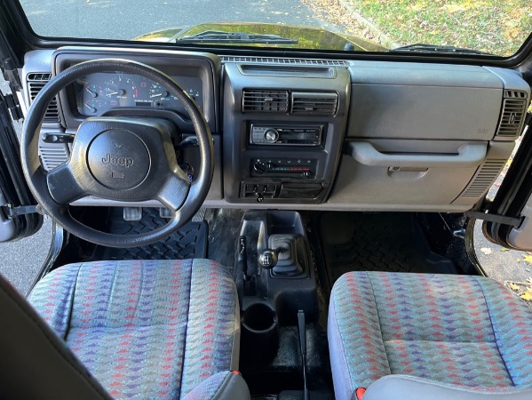 Used-1997-Jeep-Wrangler-SE