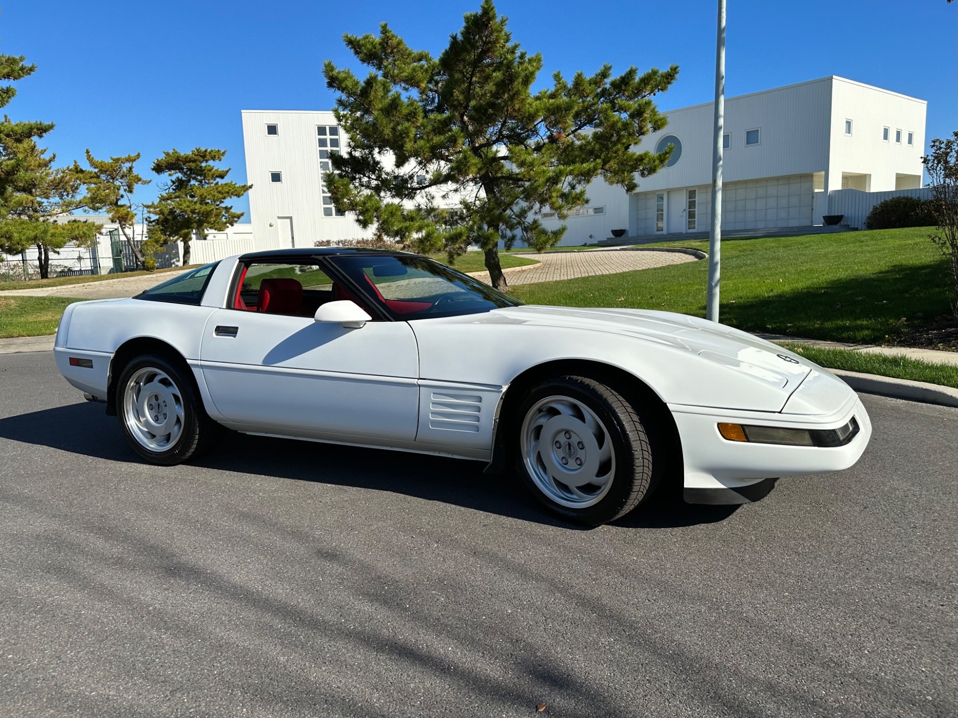 Used-1992-Chevrolet-Corvette-C4