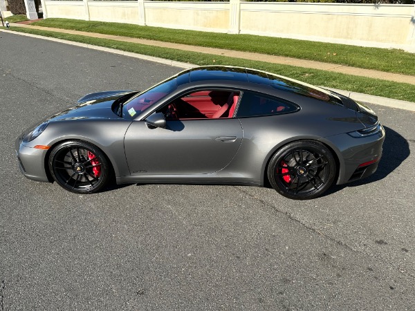 Used-2022-Porsche-911-Carrera-GTS-992