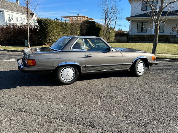 Used-1986-Mercedes-Benz-560-SL-R107