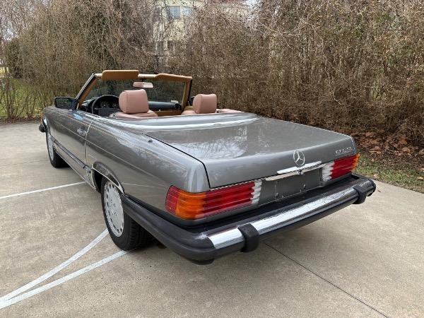 Used-1986-Mercedes-Benz-560-SL-R107