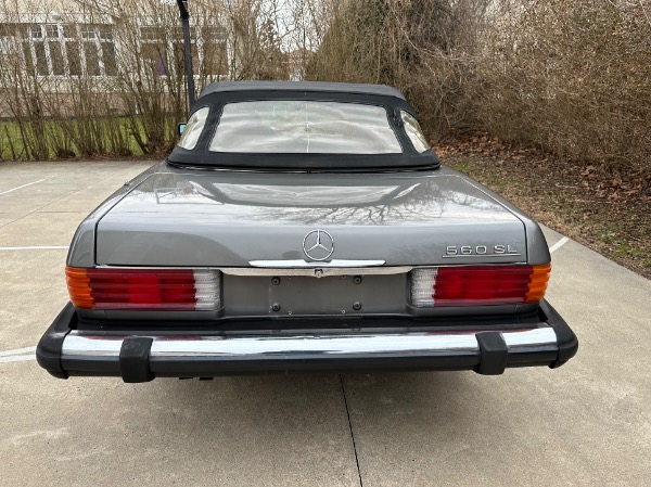 Used-1986-Mercedes-Benz-560-SL-R107