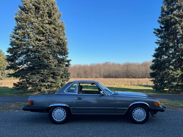 Used-1986-Mercedes-Benz-560-SL-R107