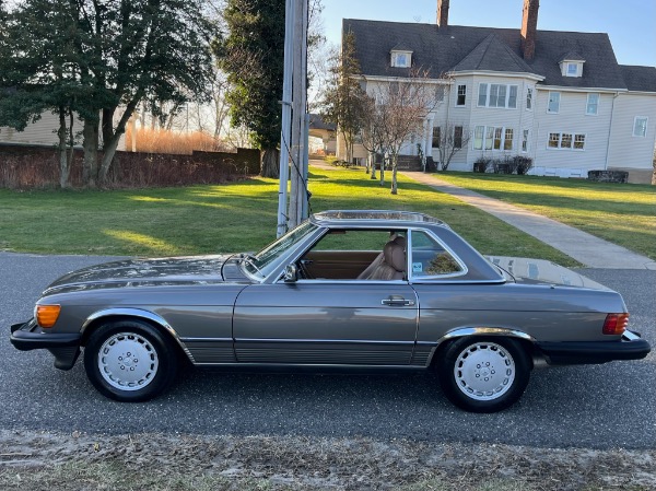 Used-1986-Mercedes-Benz-560-SL-R107