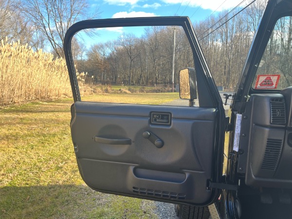 Used-1999-Jeep-Wrangler-Sport-5-Speed-TJ
