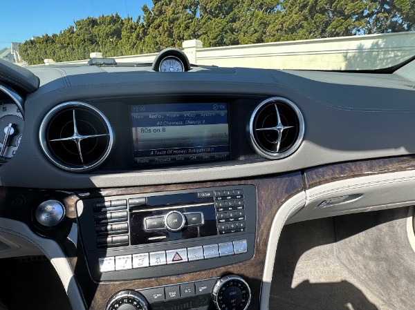 Used-2015-Mercedes-Benz-SL550-