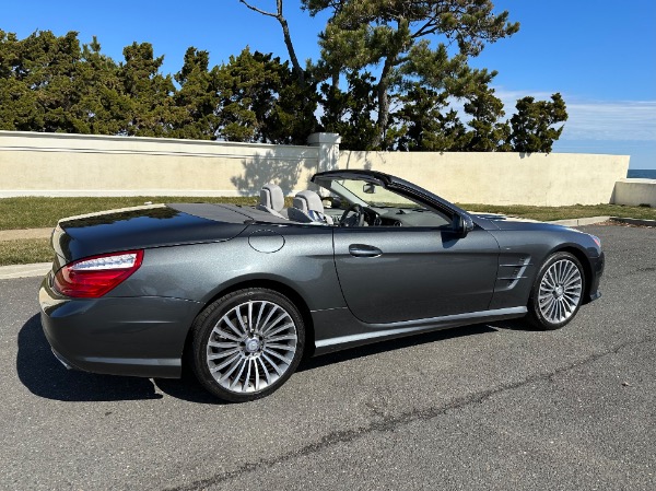 Used-2015-Mercedes-Benz-SL550-