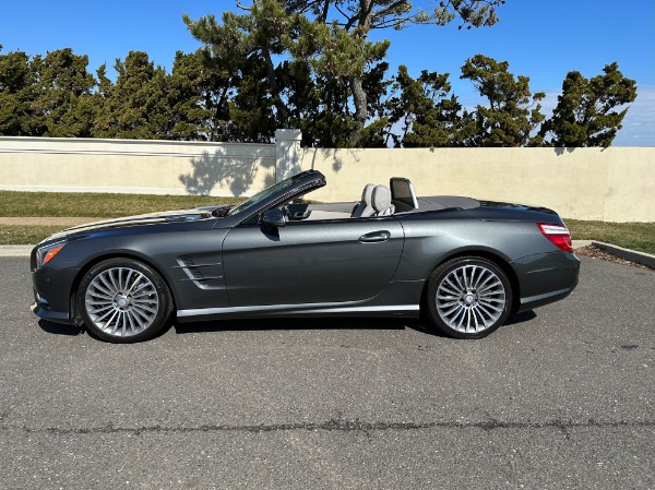 Used-2015-Mercedes-Benz-SL550-