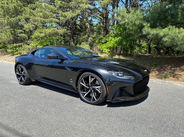 Used-2021-Aston-Martin-DBS-Superleggera-007-Edition-