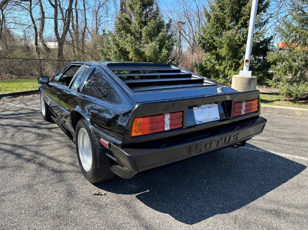 Used-1985-Lotus-Esprit-Turbo