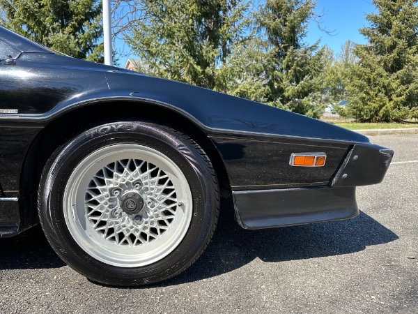 Used-1985-Lotus-Esprit-Turbo