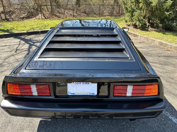 Used-1985-Lotus-Esprit-Turbo