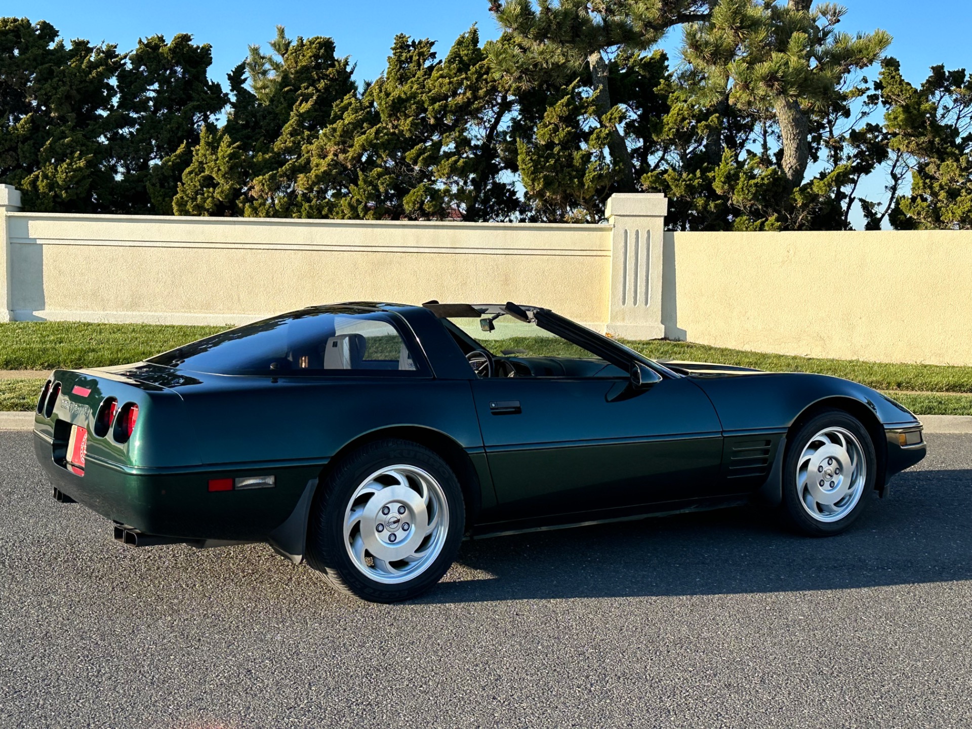Used-1993-Chevrolet-Corvette-Automatic-C4