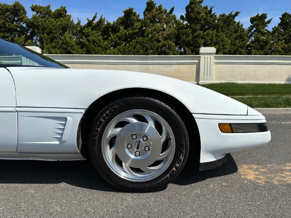 Used-1995-Chevrolet-Corvette-6-Speed-C4