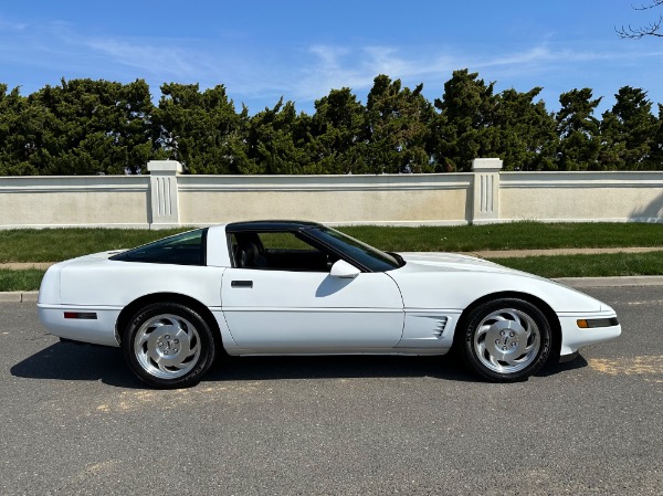 Used-1995-Chevrolet-Corvette-6-Speed-C4