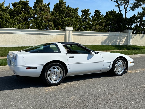 Used-1995-Chevrolet-Corvette-6-Speed-C4