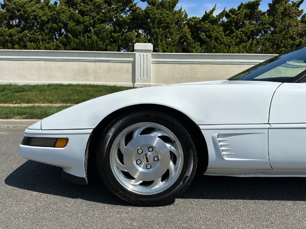 Used-1995-Chevrolet-Corvette-6-Speed-C4