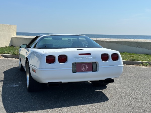 Used-1995-Chevrolet-Corvette-6-Speed-C4