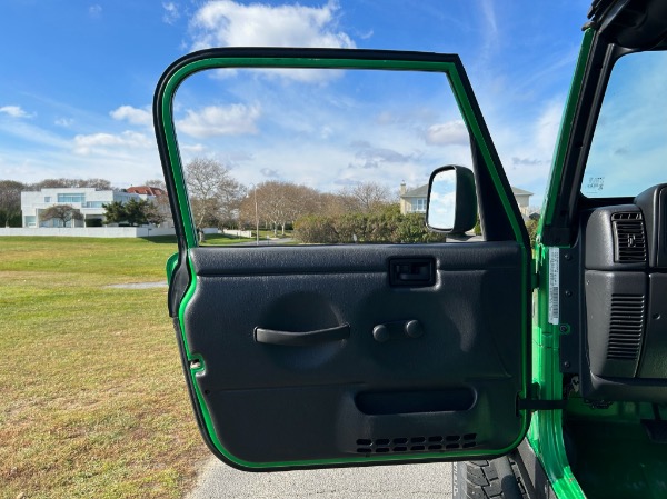 Used-2004-Jeep-Wrangler-Rubicon-TJ
