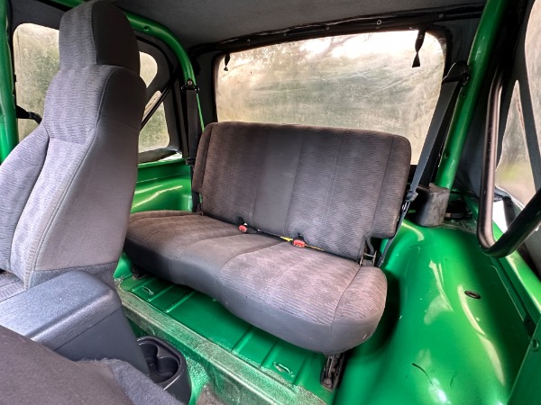 Used-2004-Jeep-Wrangler-Rubicon-TJ