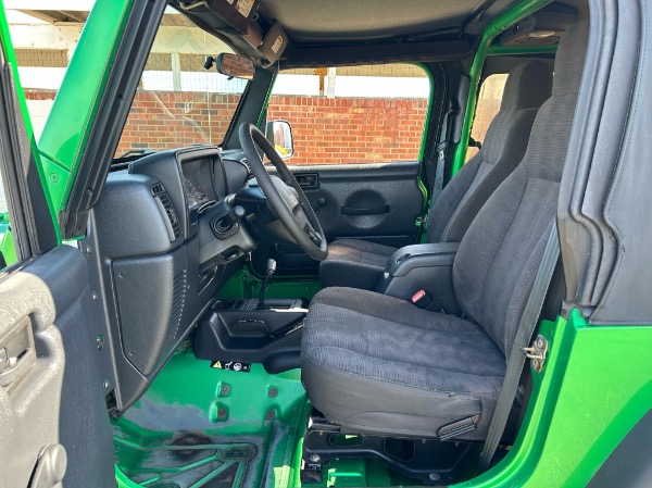 Used-2004-Jeep-Wrangler-Rubicon-TJ